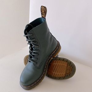 Dr. Martens 1460 Smooth Leather Lace Up Combat Boots Green - Women’s Size US 5